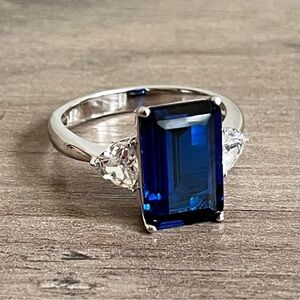 BGE (Bradford Exchange) Faceted Blue Topaz Emerald Cut 925 Sterling Silver Ring